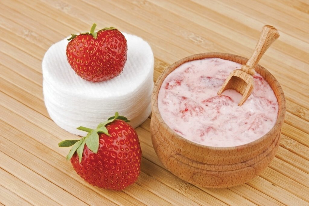Ways to use Florida Strawberries in the Health and Beauty Field